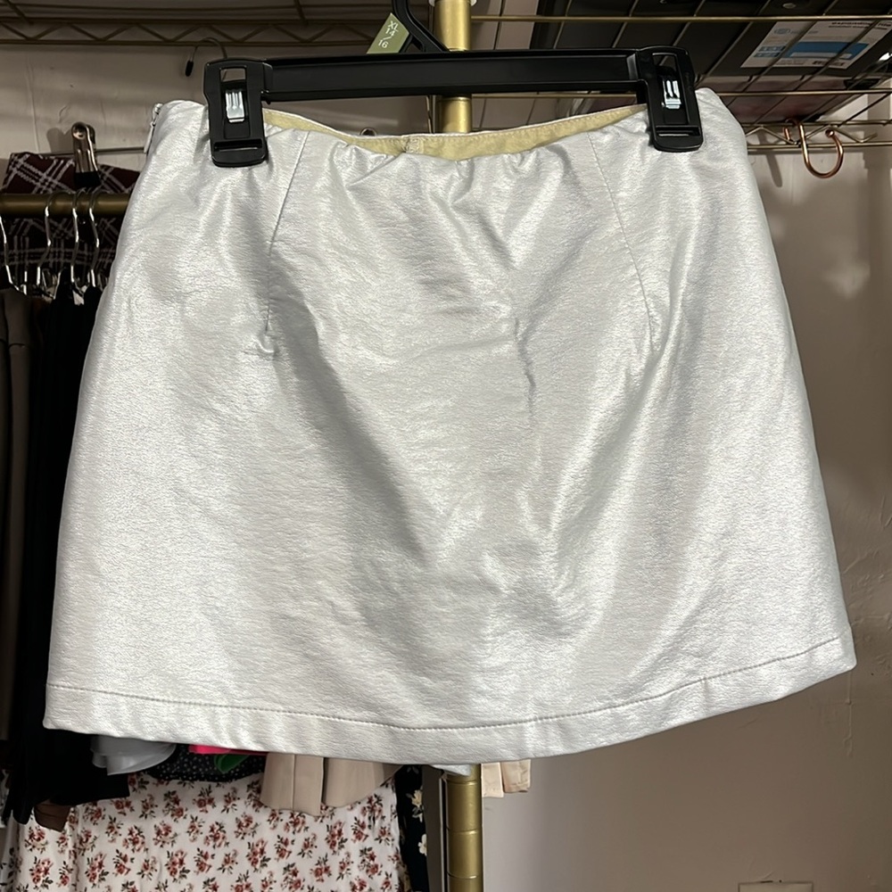 Skort - Picture 2 of 3